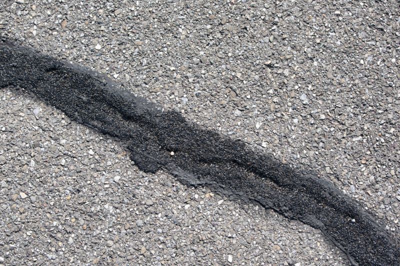 Asphalt Driveway Sealing in Miami Dade County, FL